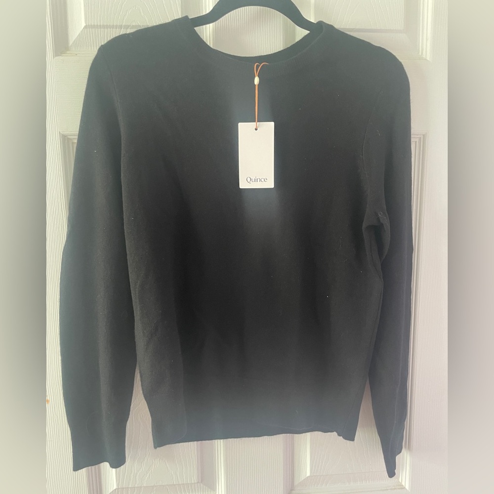 Quince Women's Black mongolian  cashmere Crew Neck Sweater - Picture 3 of 3